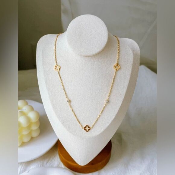 clover necklace A798 - Picture 1 of 4